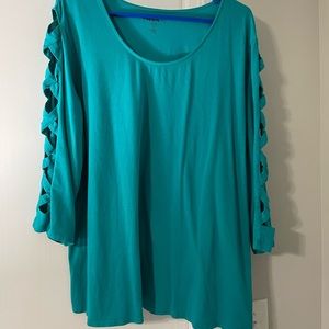 3/4 sleeve open arm tshirt